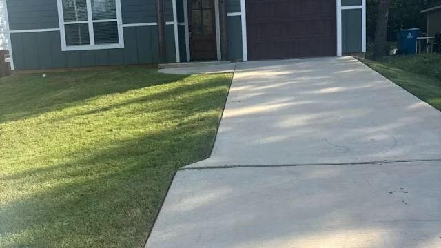 Why Fertilization Timing Matters for North Texas Lawns